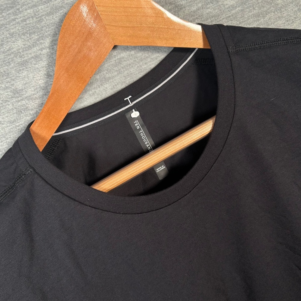 Ten Thousand Durable Tee Shirt Mens XL Black Short Sleeve Training Gym NEW NWT